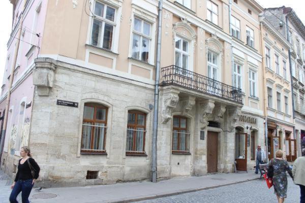 "Green Oasis Apartment" Lviv Exterior photo