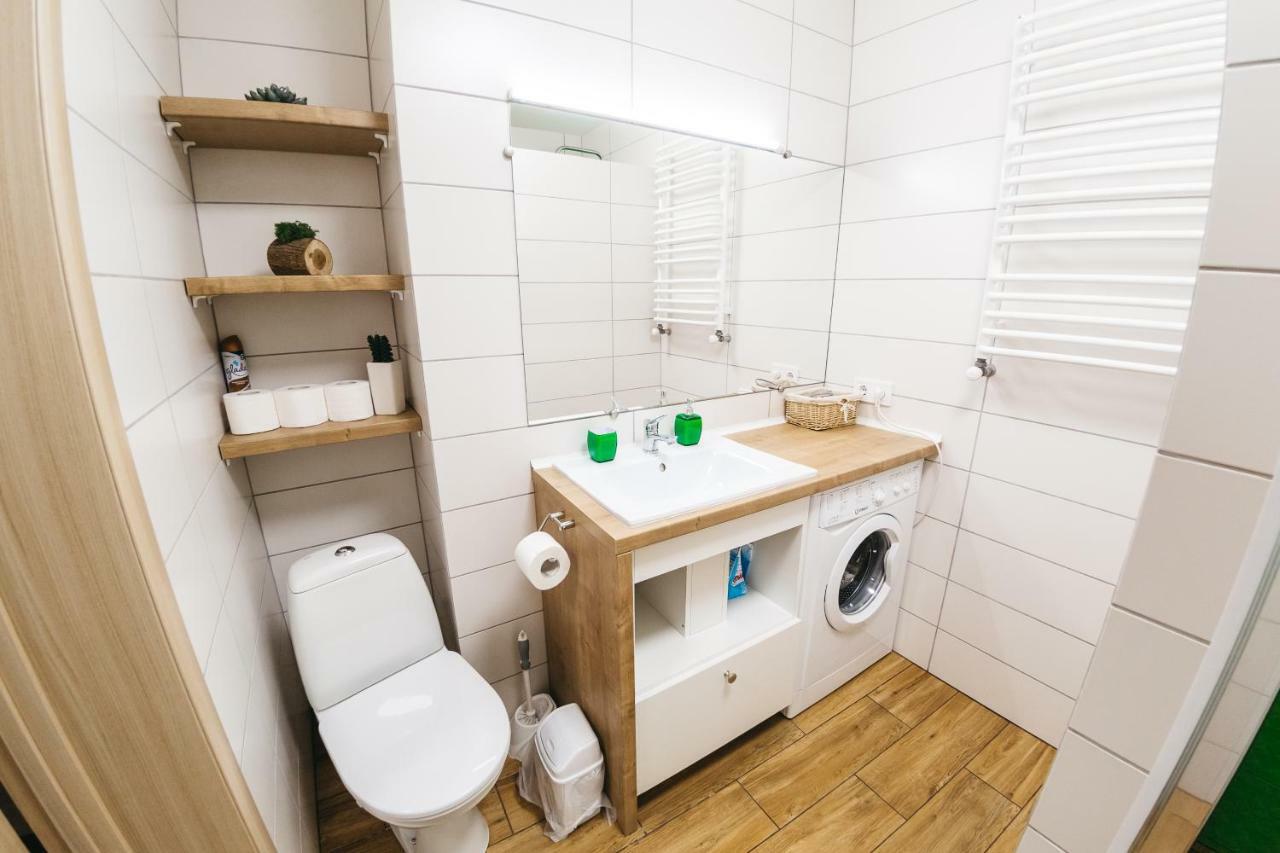 "Green Oasis Apartment" Lviv Exterior photo